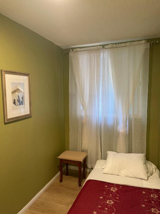 Small Private In With Free Strong Wifi!!! Séjour chez l'habitant *