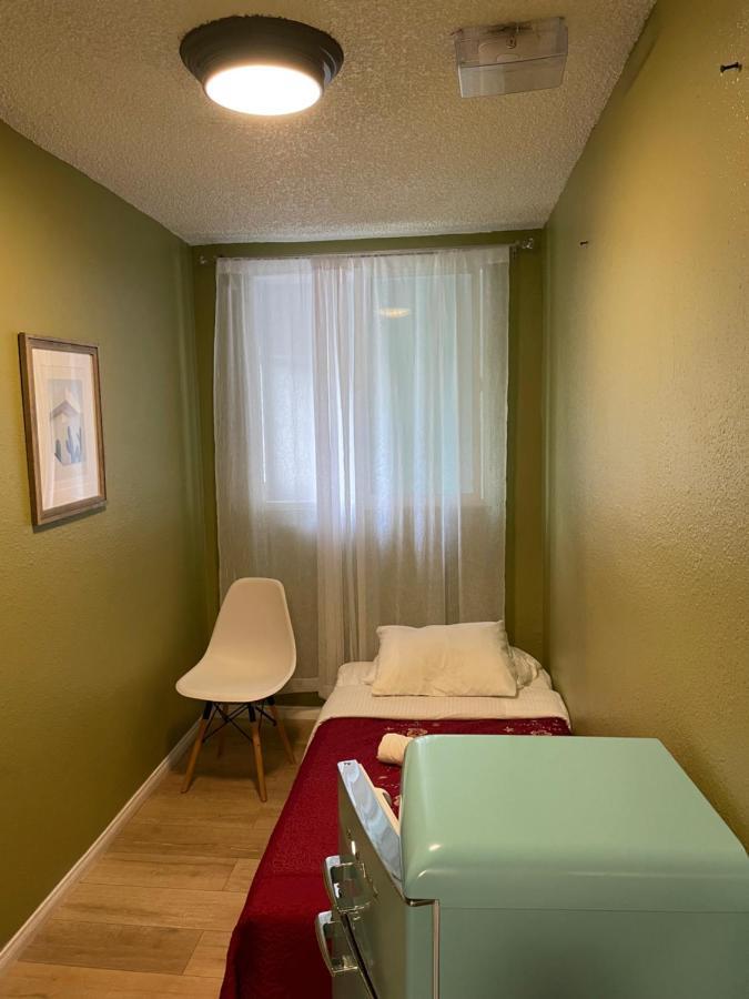 Séjour chez l'habitant Small Private In With Free Strong Wifi!!! Los Angeles
