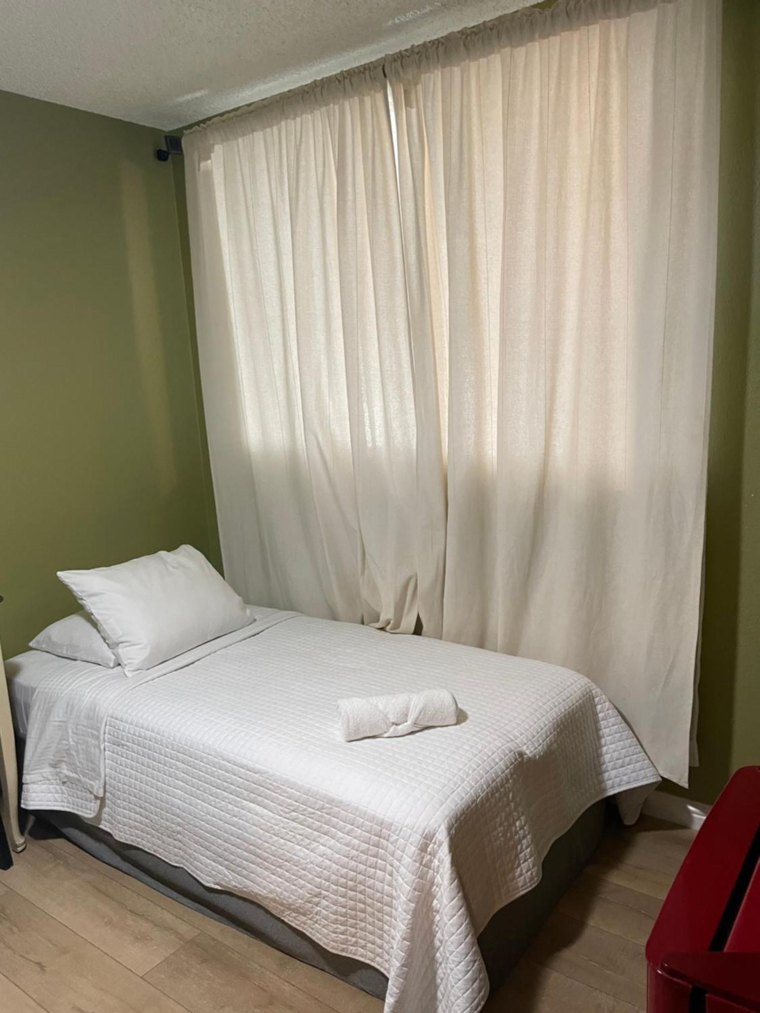 Séjour chez l'habitant Small Private In With Free Strong Wifi!!! *