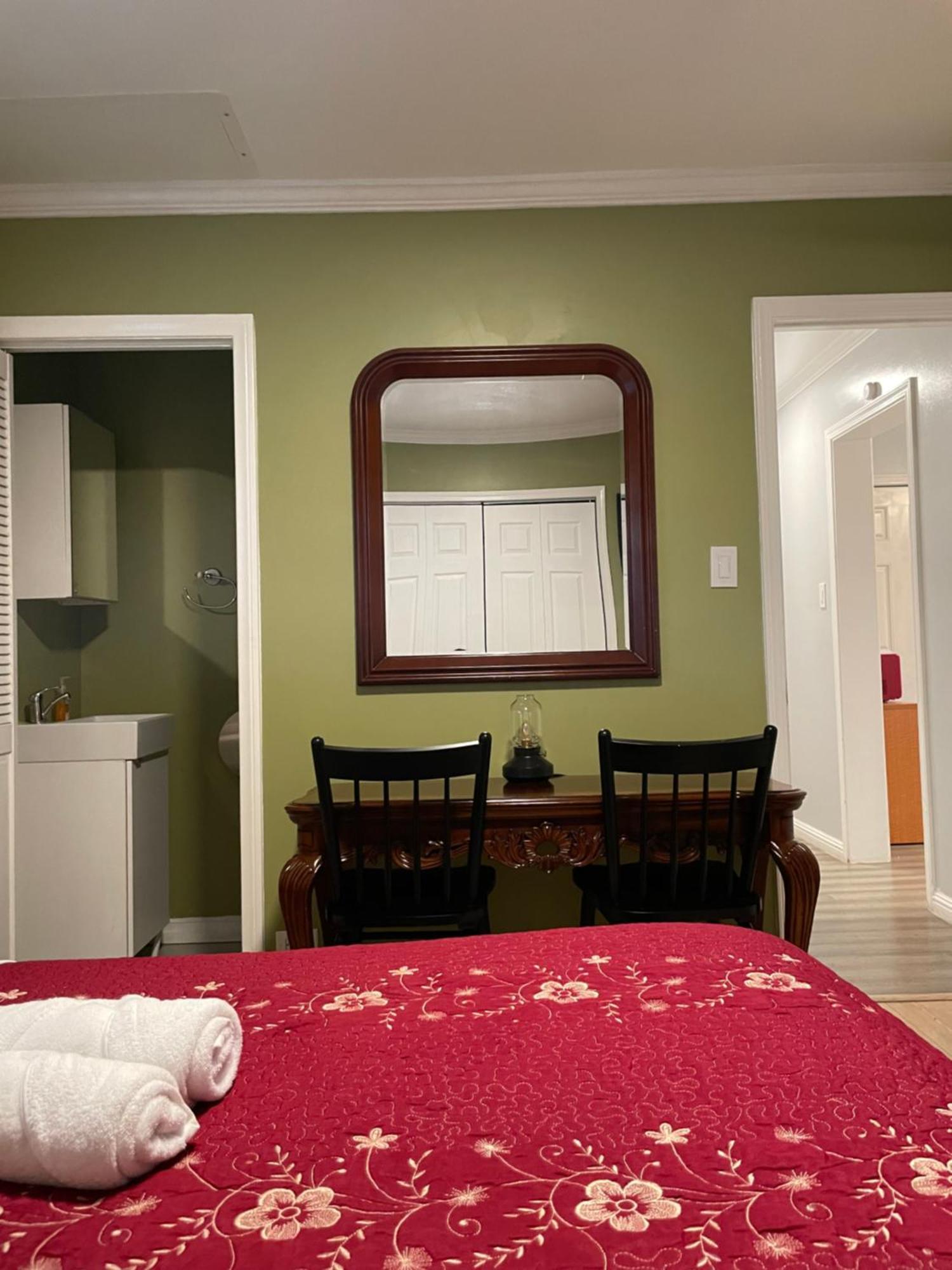 Séjour chez l'habitant Small Private In With Free Strong Wifi!!!